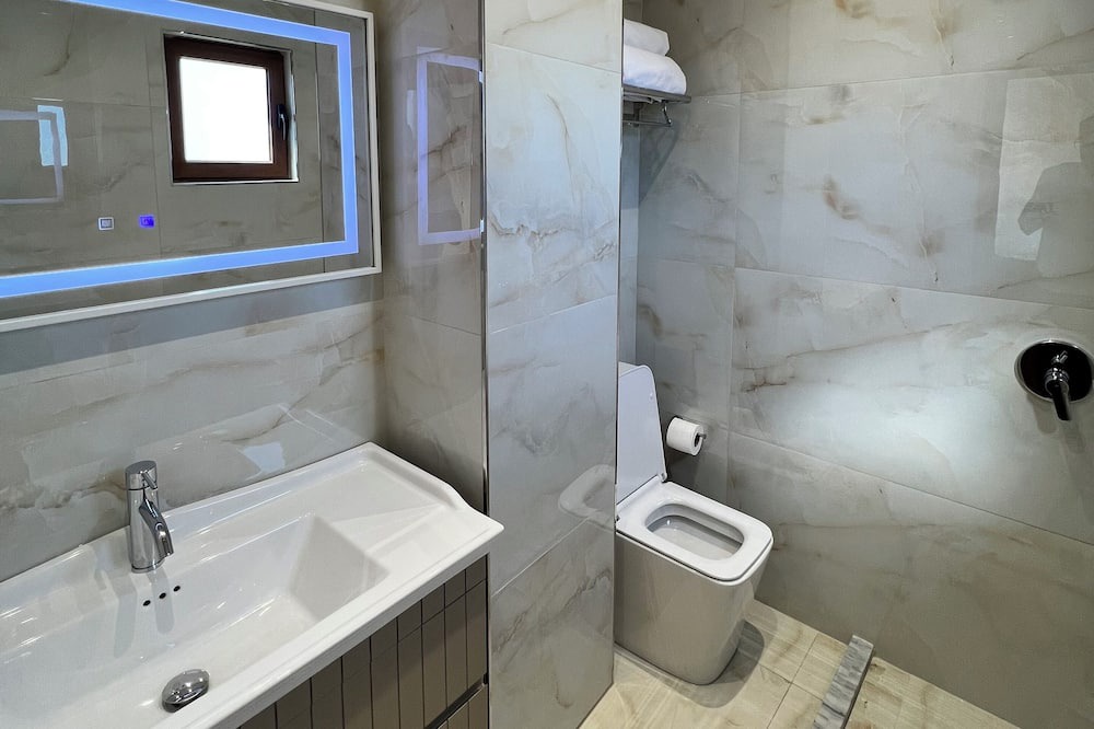 Photo of Bathroom in Velipoje