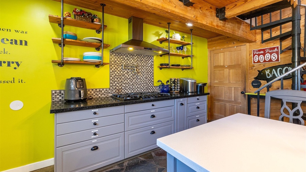 Photo of Kitchen in Baderville