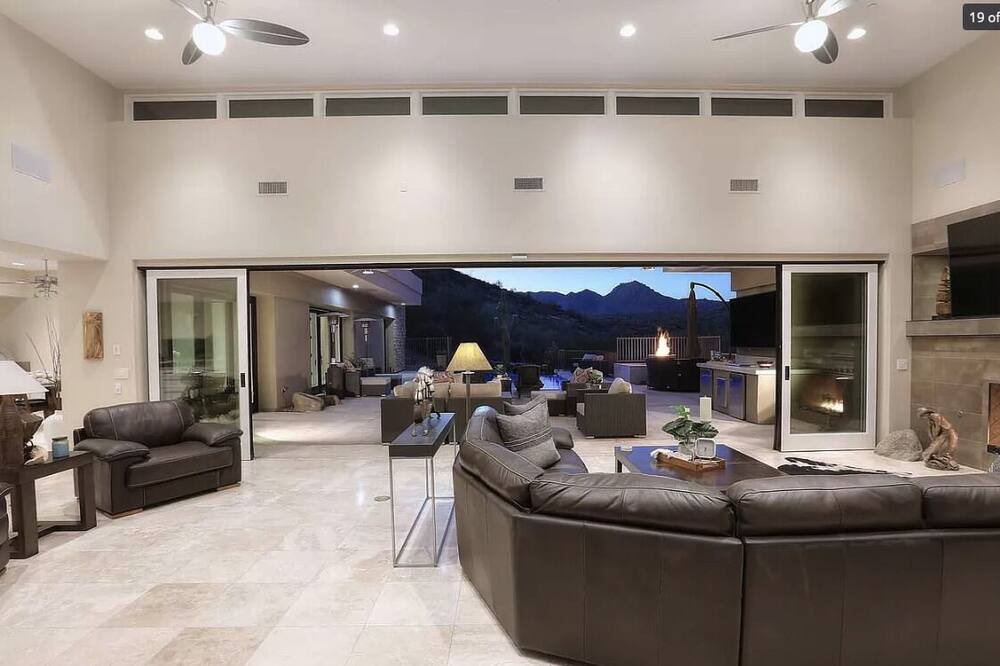 Photo of Livingroom in Scottsdale