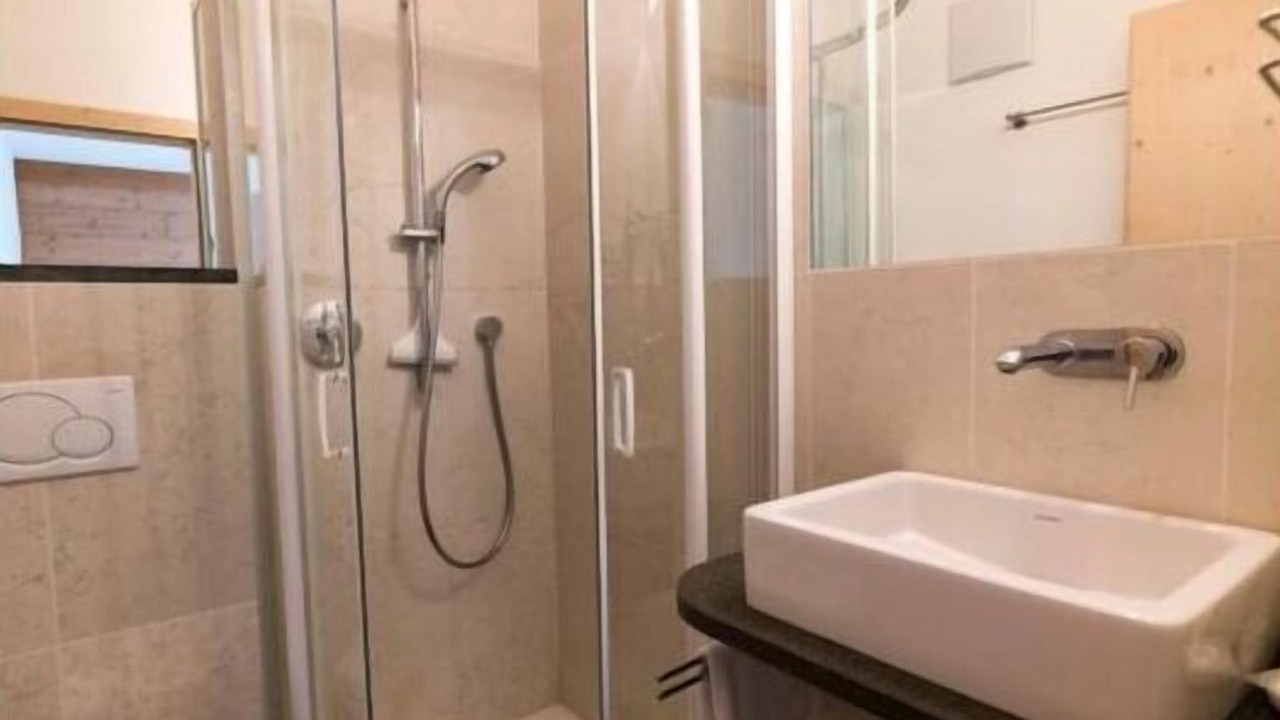 Photo of Bathroom in Nalles
