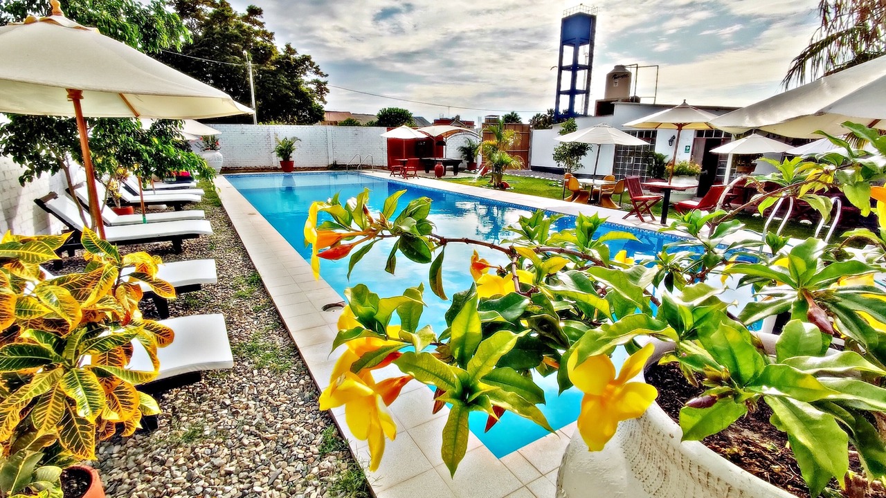 Photo of Outdoor in Manuel Antonio Mesones Muro
