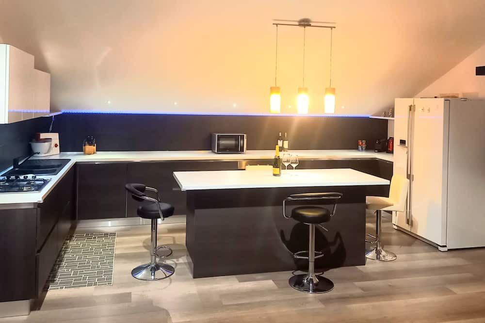Photo of Kitchen in Cavedine