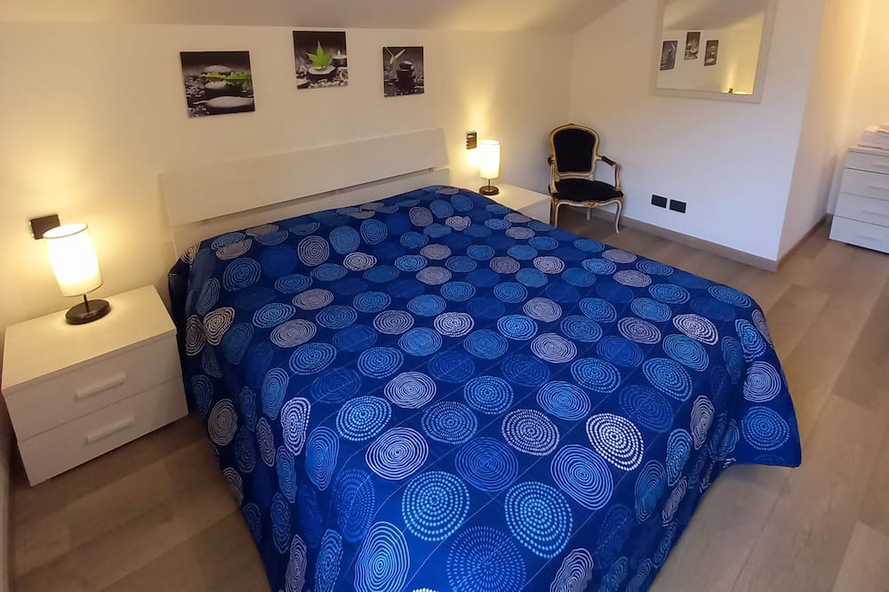 Photo of Bedroom in Cavedine