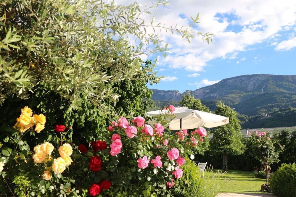 Photo of Outdoor in Nalles