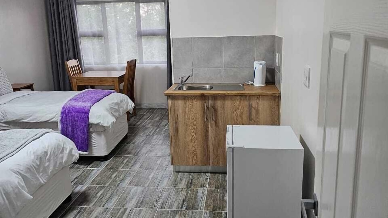 Photo of Bedroom in Mid Illovo