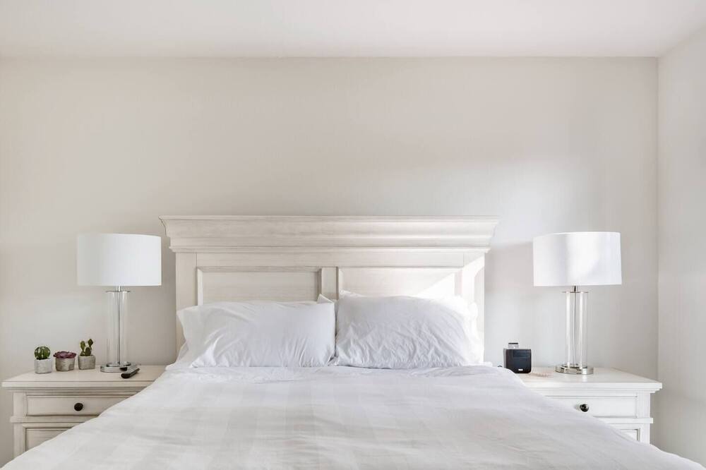 Photo of Bedroom in Desert Paradise Estates