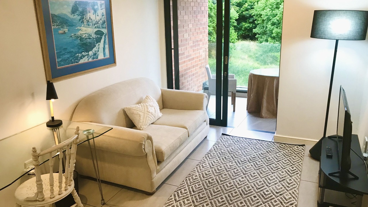 Photo of Livingroom in Hillhead
