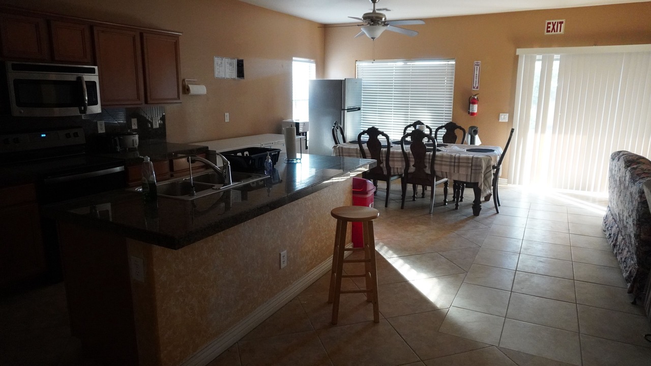 Photo of Kitchen in Sun Groves