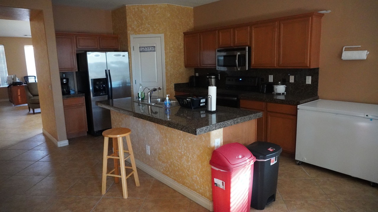 Photo of Kitchen in Sun Groves