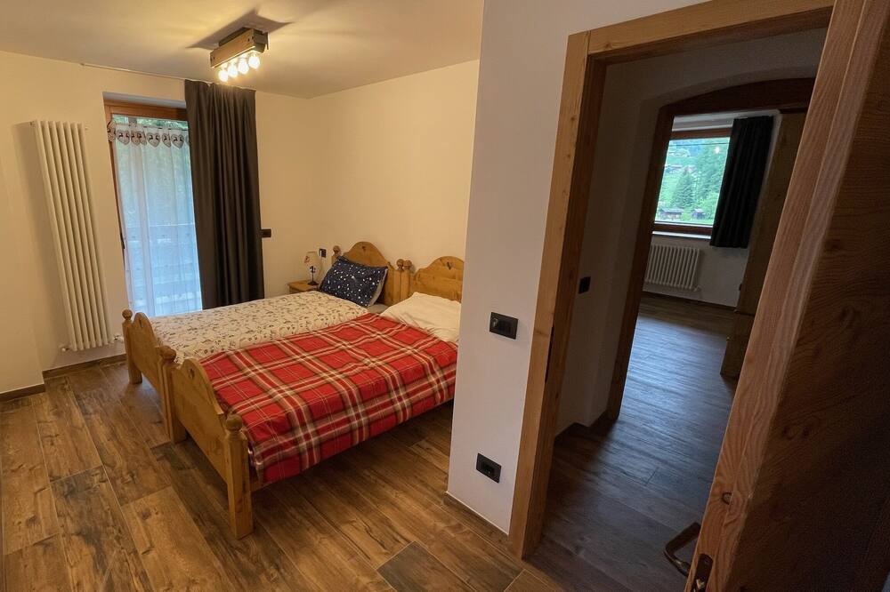 Photo of Bedroom in Rabbi