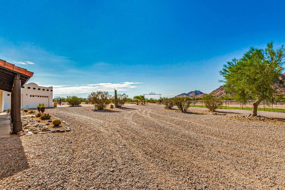 Photo of Others in Maricopa