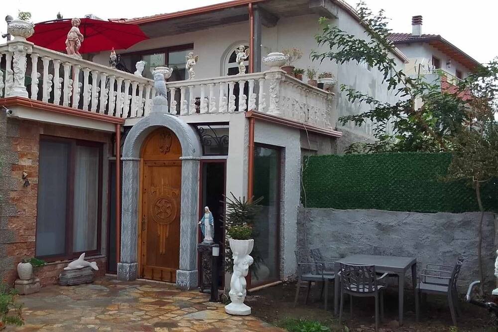 Photo of Outdoor in Shkoder