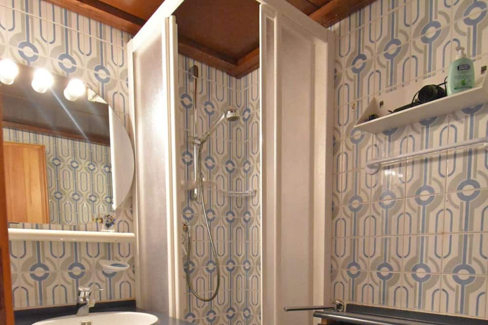 Photo of Bathroom in Palu