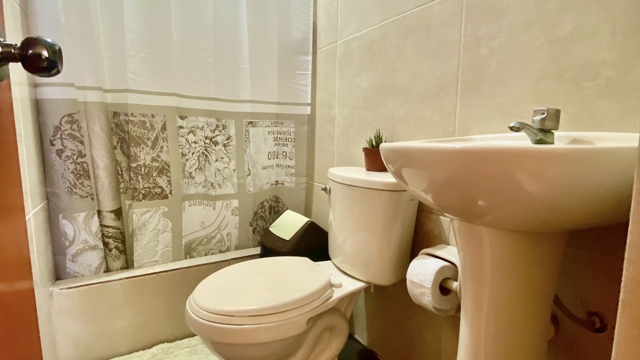 Photo of Bathroom in Pisco