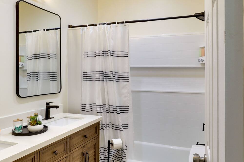 Photo of Bathroom in Kingman