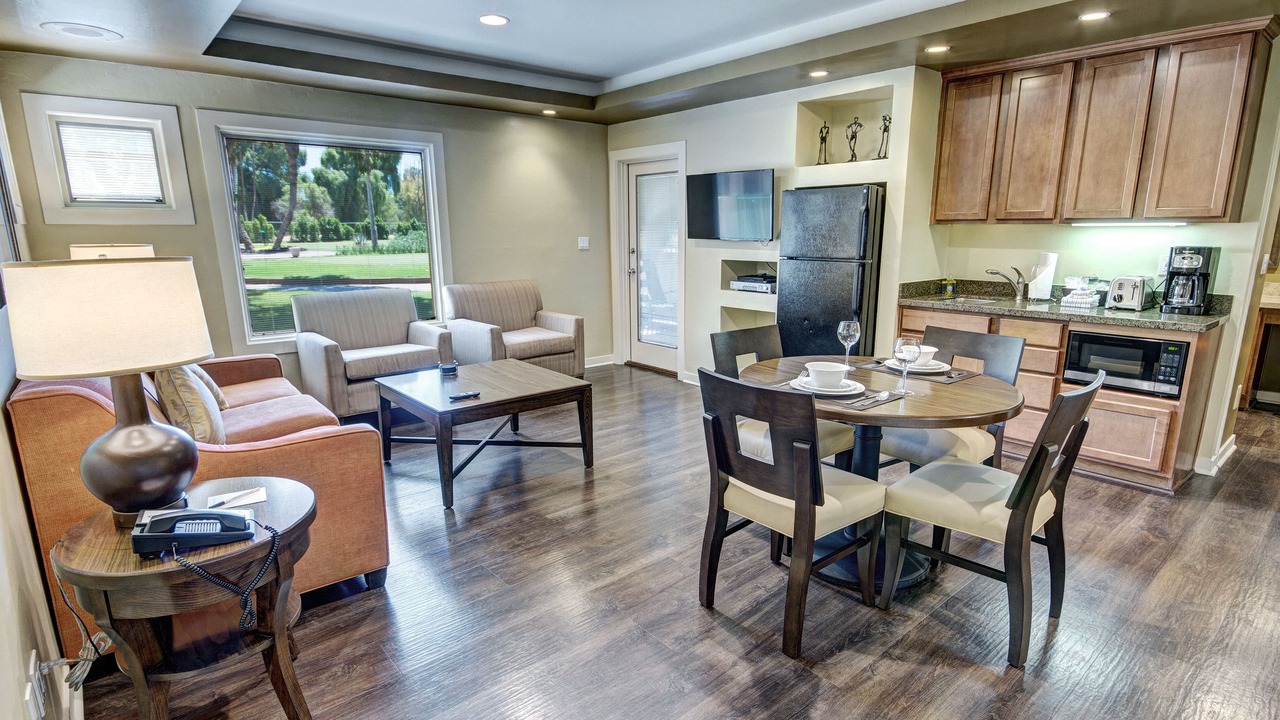 Photo of Bedroom in Paradise Valley Village