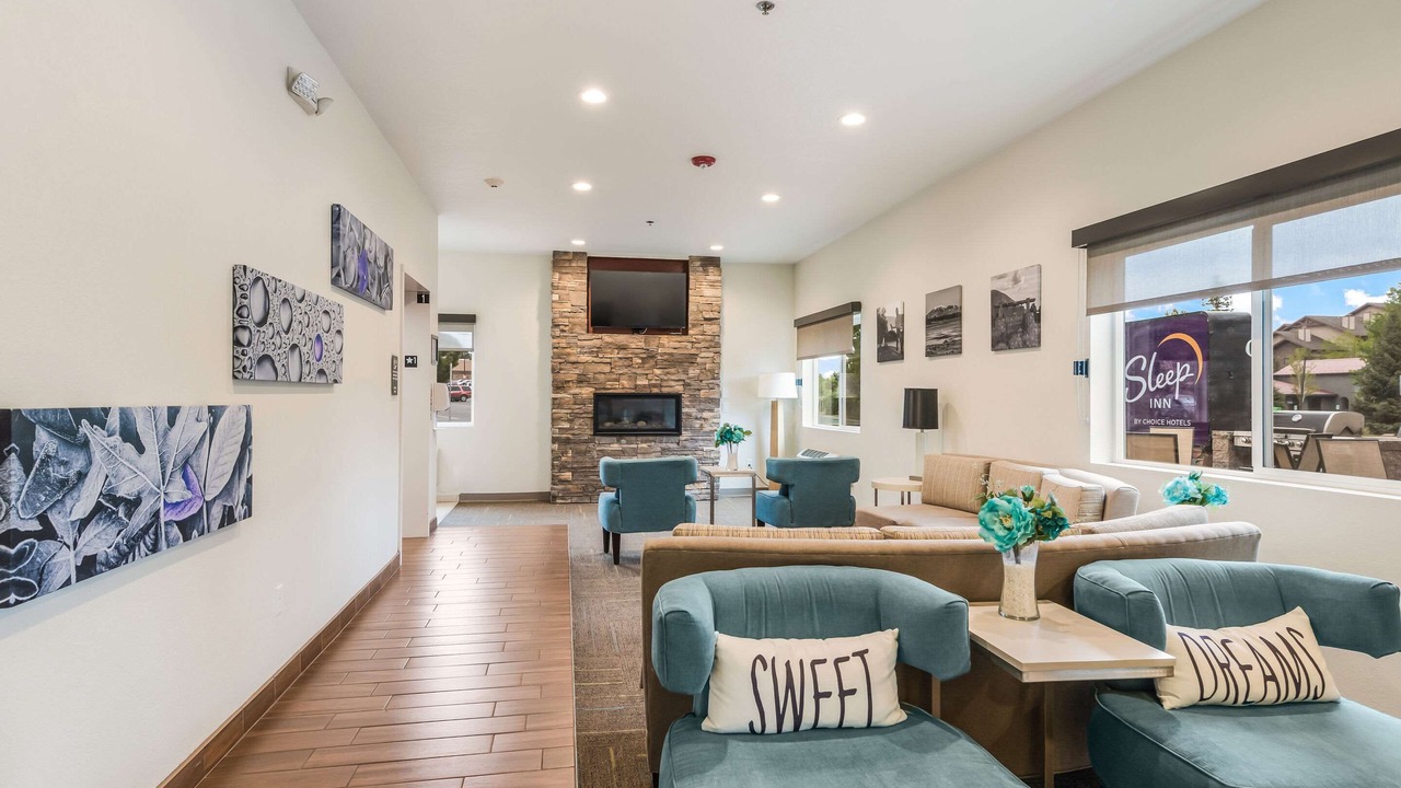 Photo of Livingroom in Woodlands Village