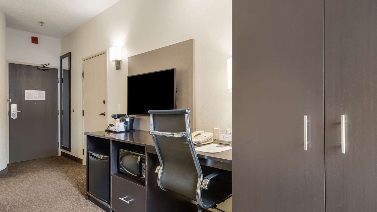 Photo of Bedroom in Woodlands Village