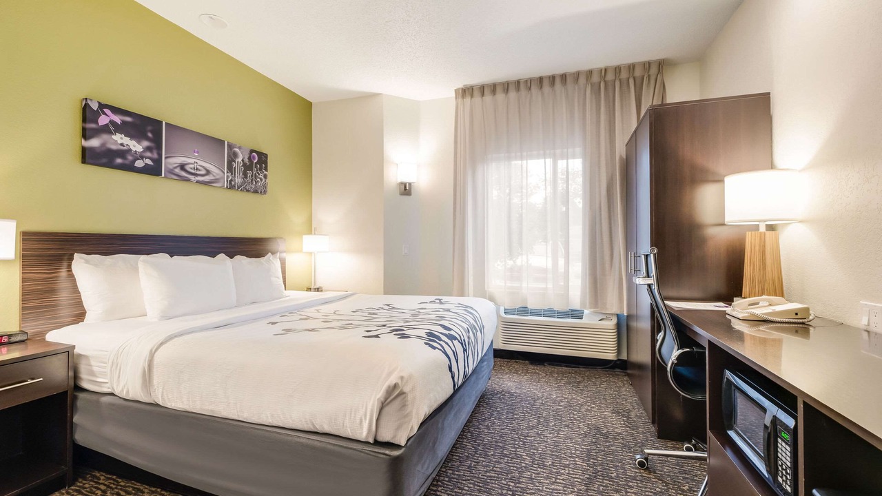 Photo of Bedroom in Woodlands Village