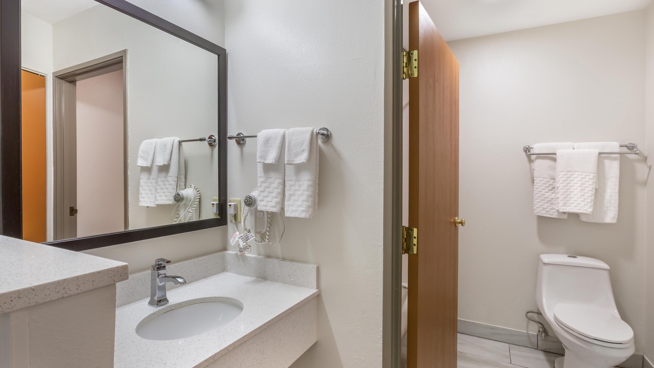 Photo of Bathroom in Cortaro