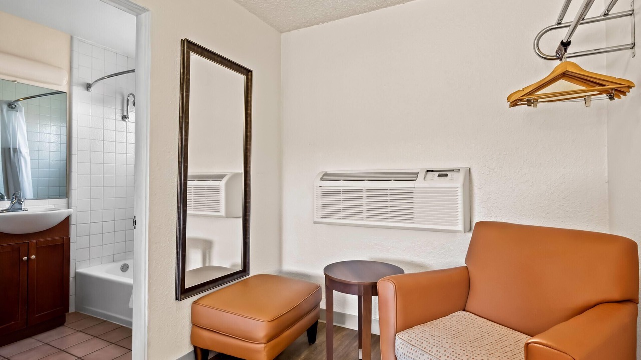 Photo of Bedroom in Page