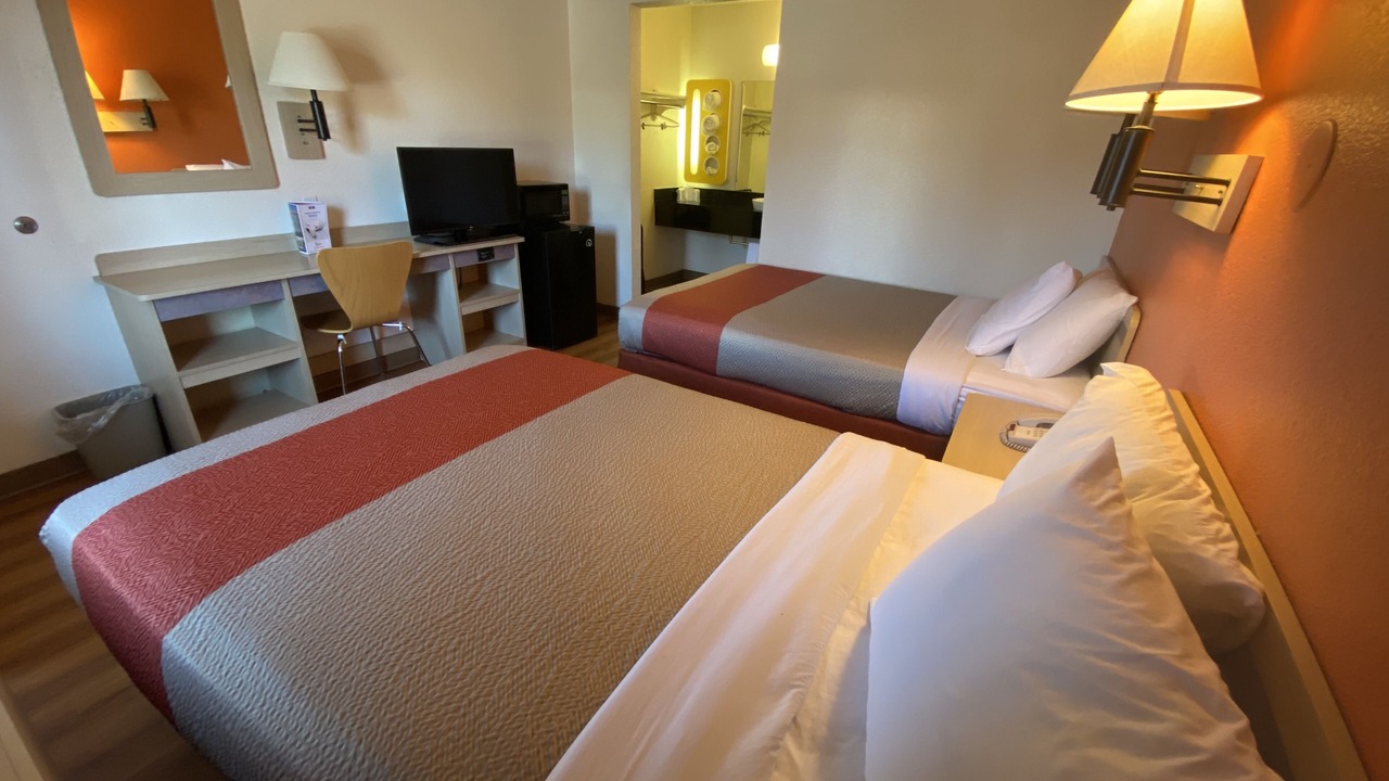 Photo of Bedroom in Woodlands Village
