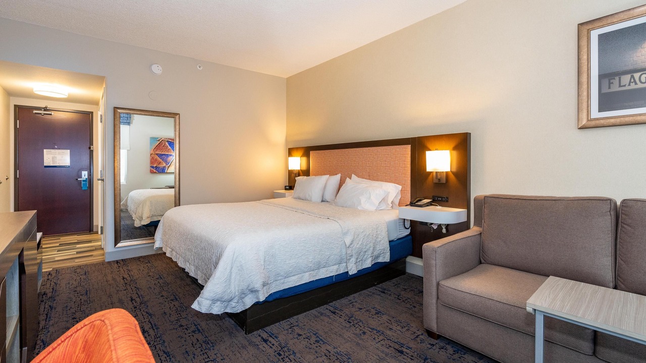 Photo of Bedroom in Woodlands Village
