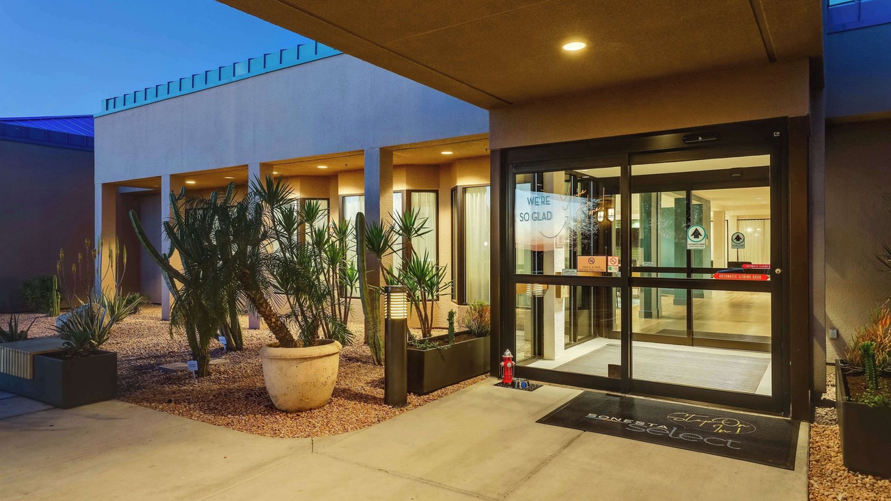 Photo of Outdoor in Mayo Clinic