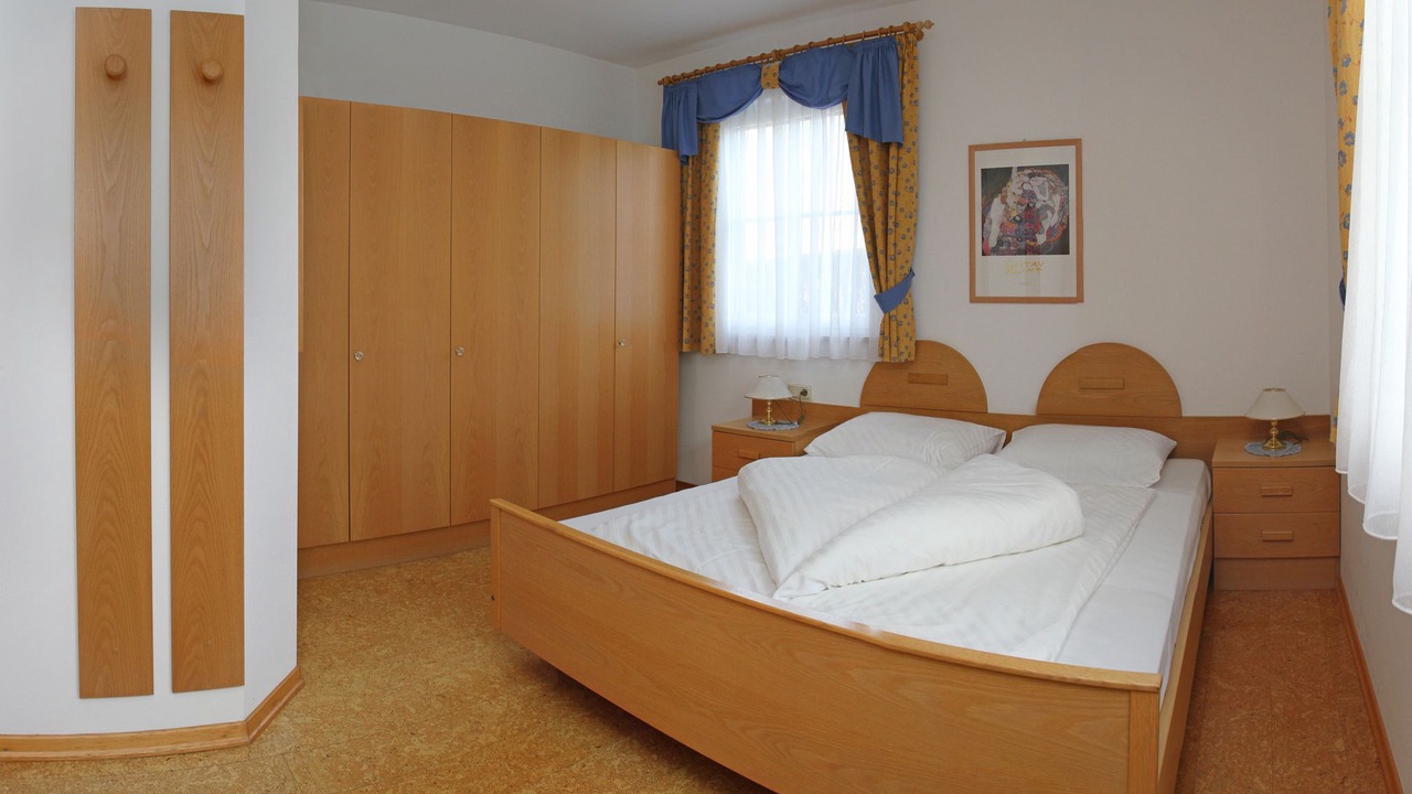 Photo of Bedroom in Laces