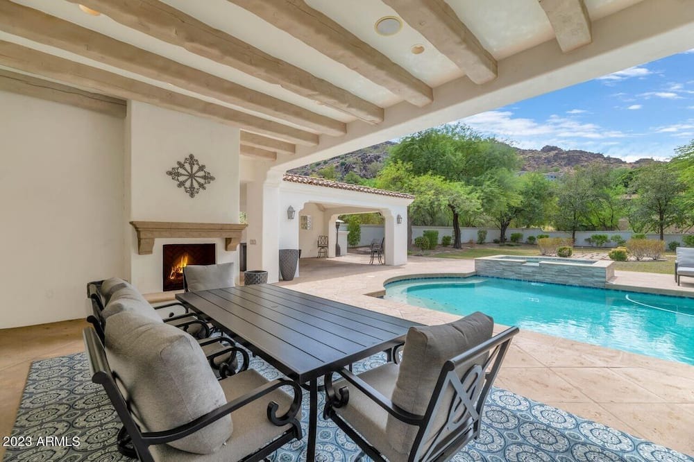 Photo of Outdoor in Paradise Hills