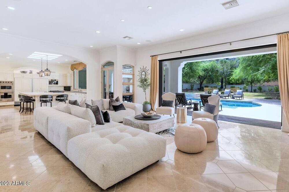 Photo of Livingroom in Paradise Hills