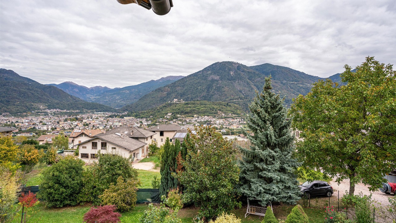 Photo of Outdoor in Susa