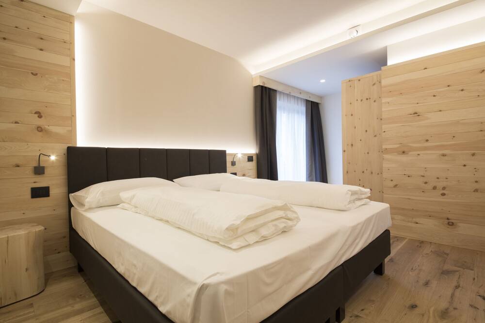 Photo of Bedroom in Commezzadura