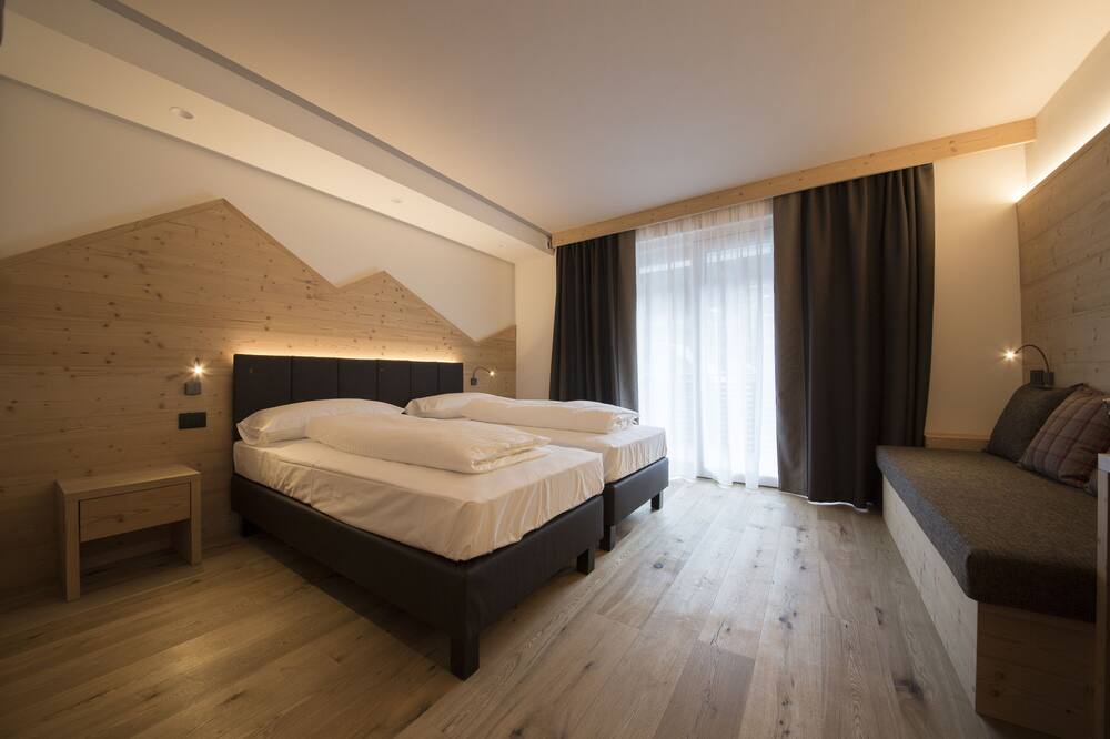 Photo of Bedroom in Commezzadura