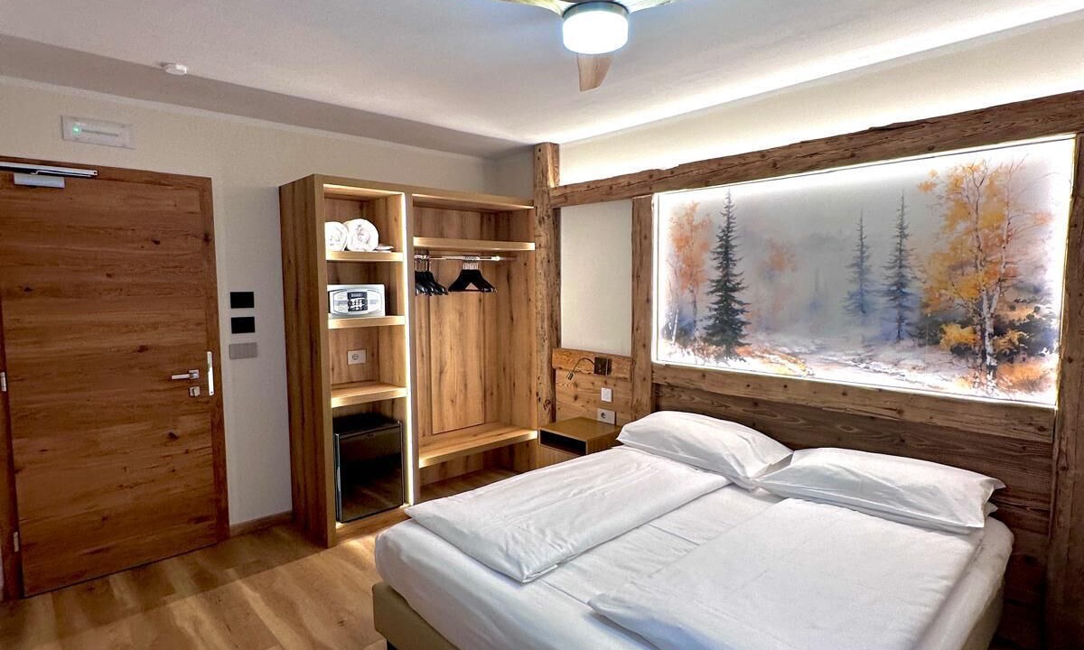 Photo of Bedroom in Carisolo