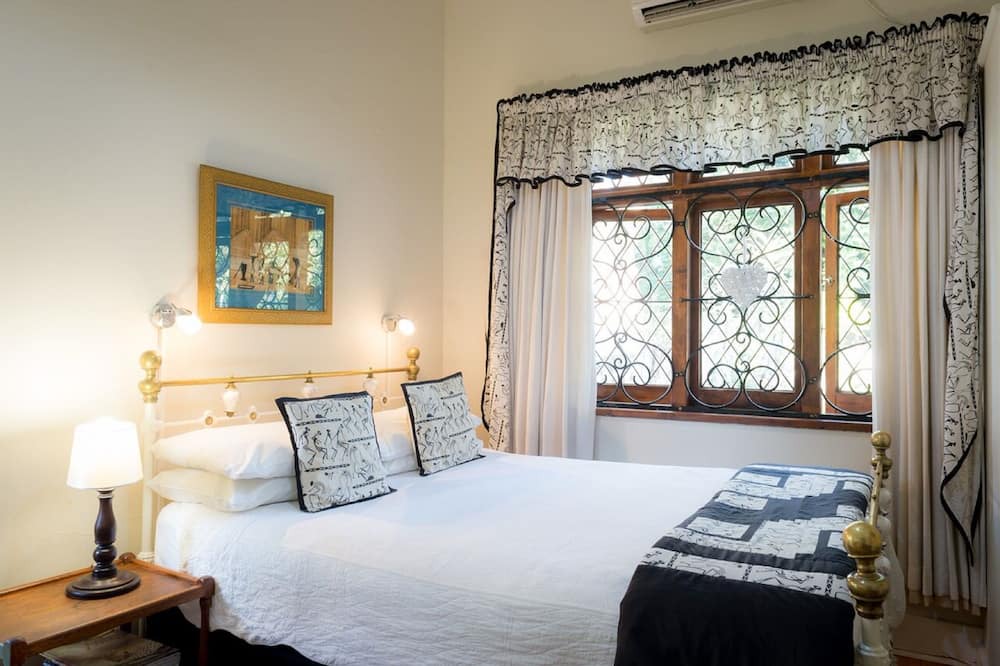 Photo of Bedroom in Scottsville