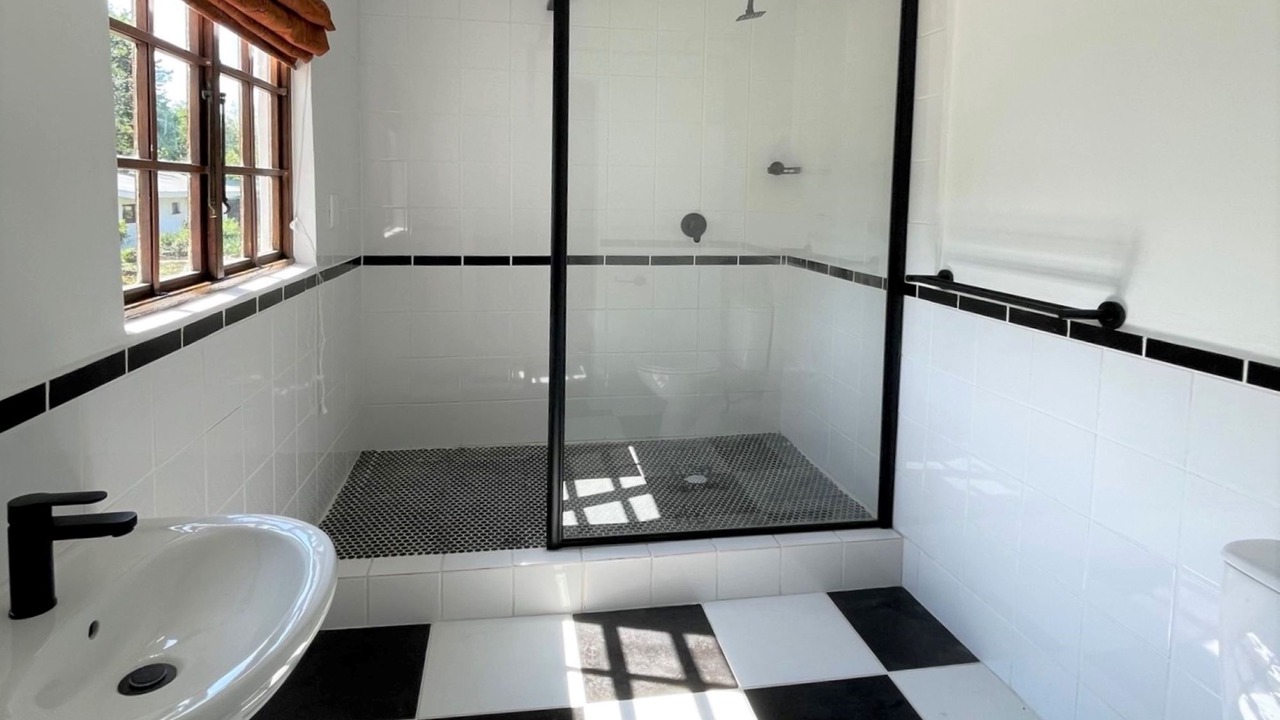 Photo of Bathroom in Himeville