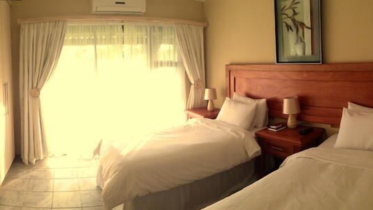 Photo of Bedroom in Glencoe