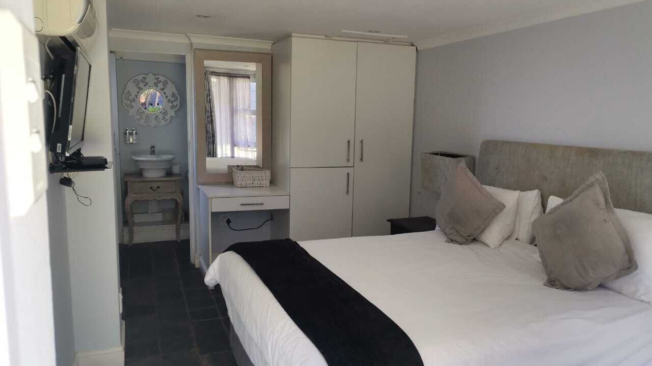 Photo of Bedroom in Berea