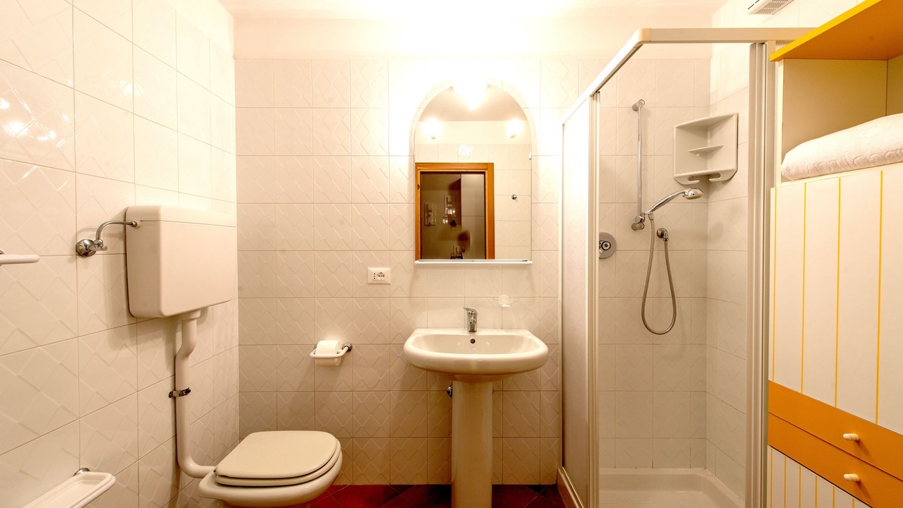 Photo of Bathroom in Molveno