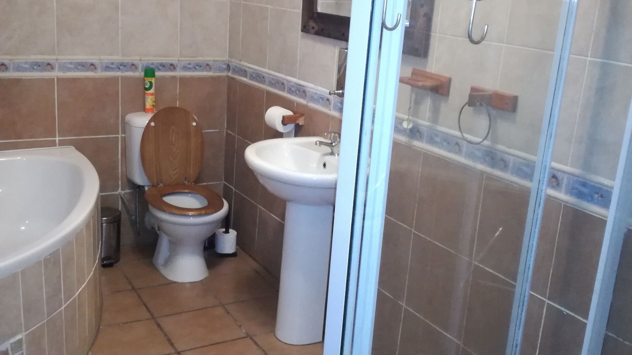 Photo of Bathroom in Athlone