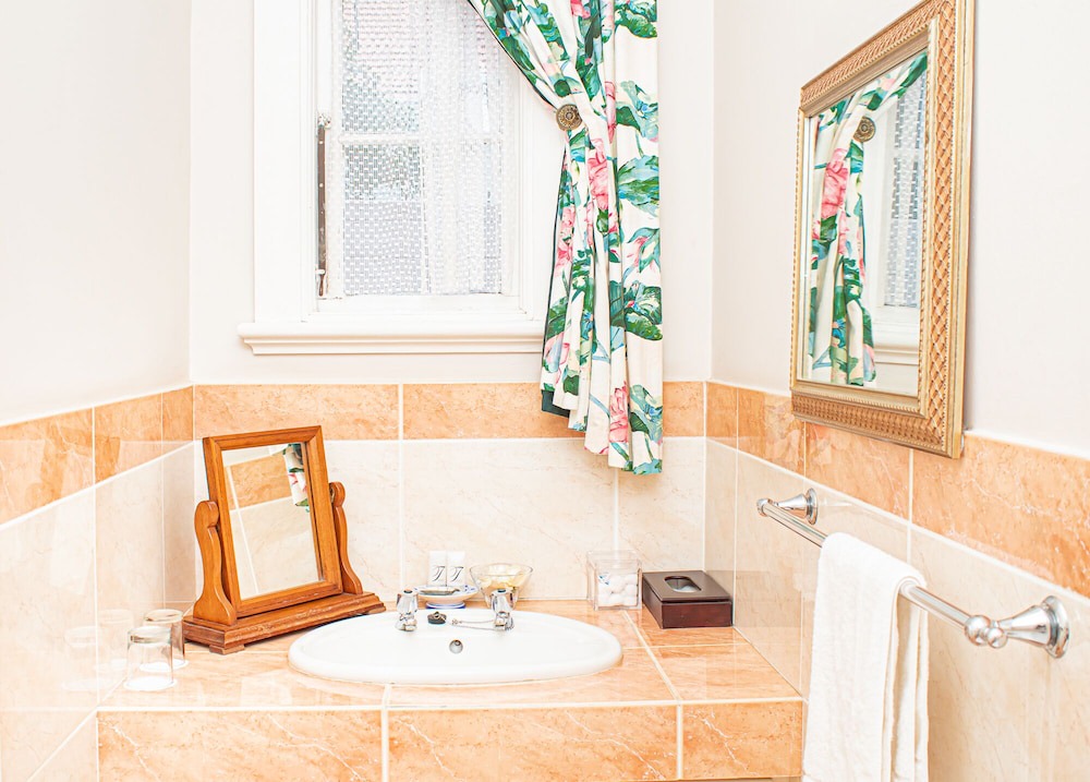 Photo of Bathroom in Berea