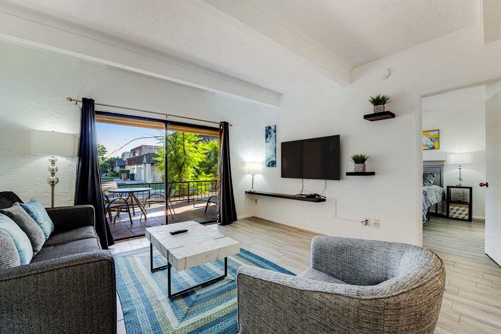 Photo of Livingroom in Inner Circle