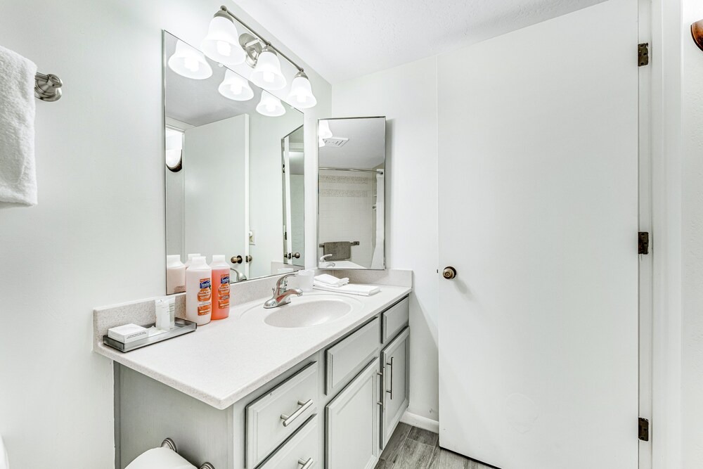 Photo of Bathroom in Inner Circle