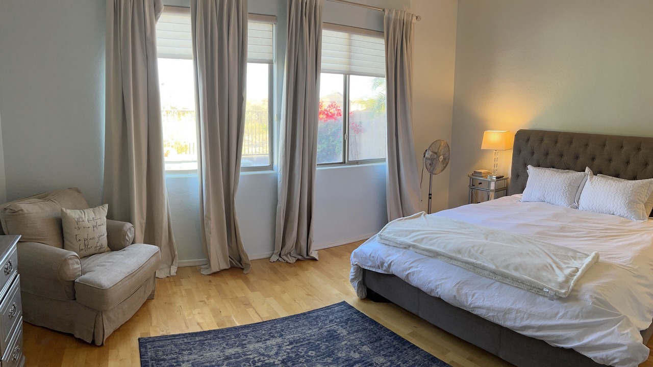 Photo of Bedroom in Foothills Reserve