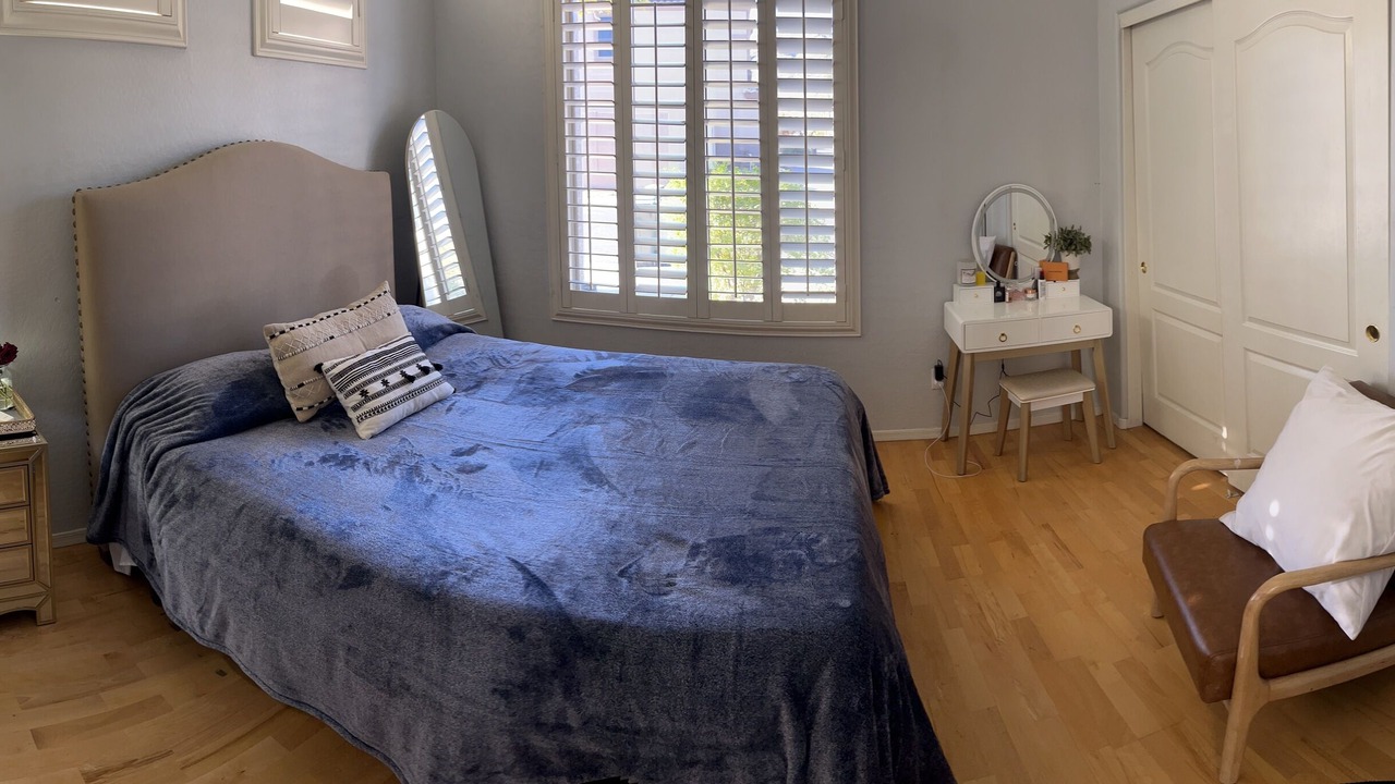 Photo of Bedroom in Foothills Reserve
