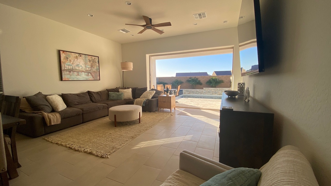 Photo of Bedroom in Montecito in Estrella