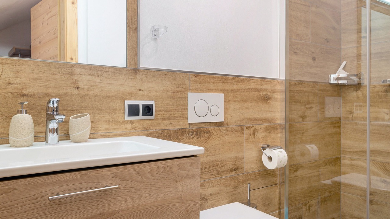 Photo of Bathroom in Lajen