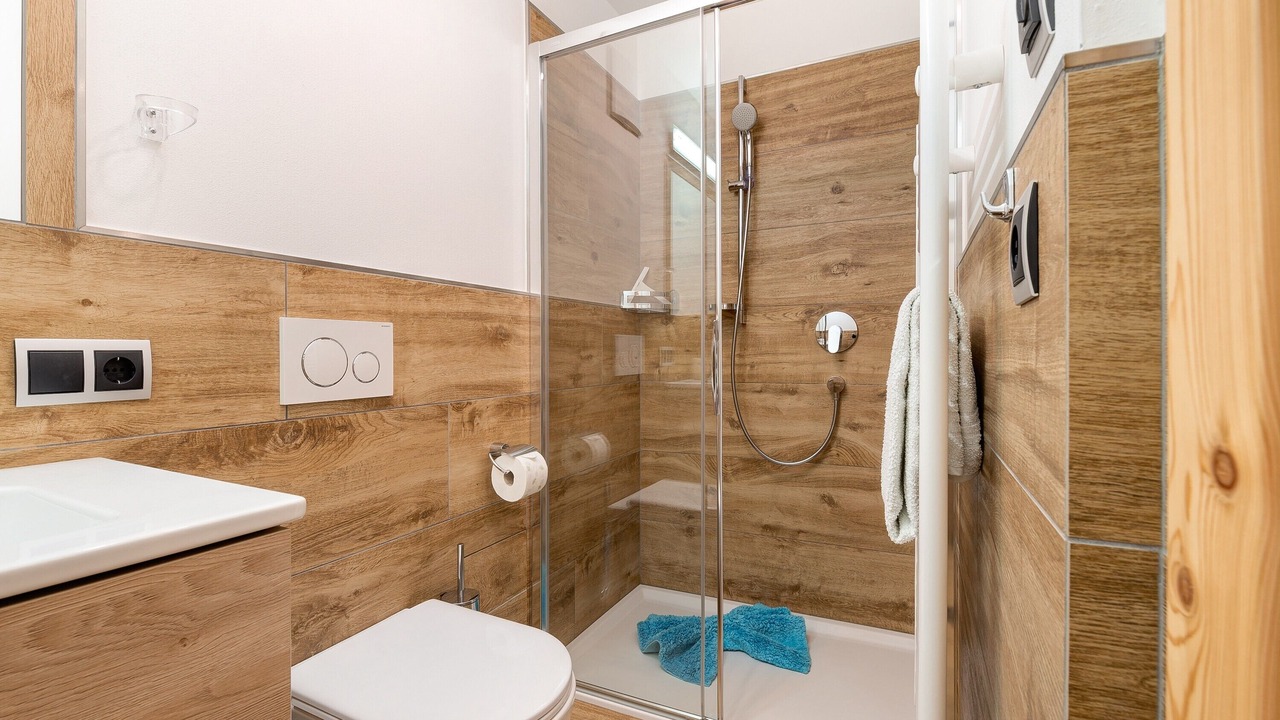 Photo of Bathroom in Lajen