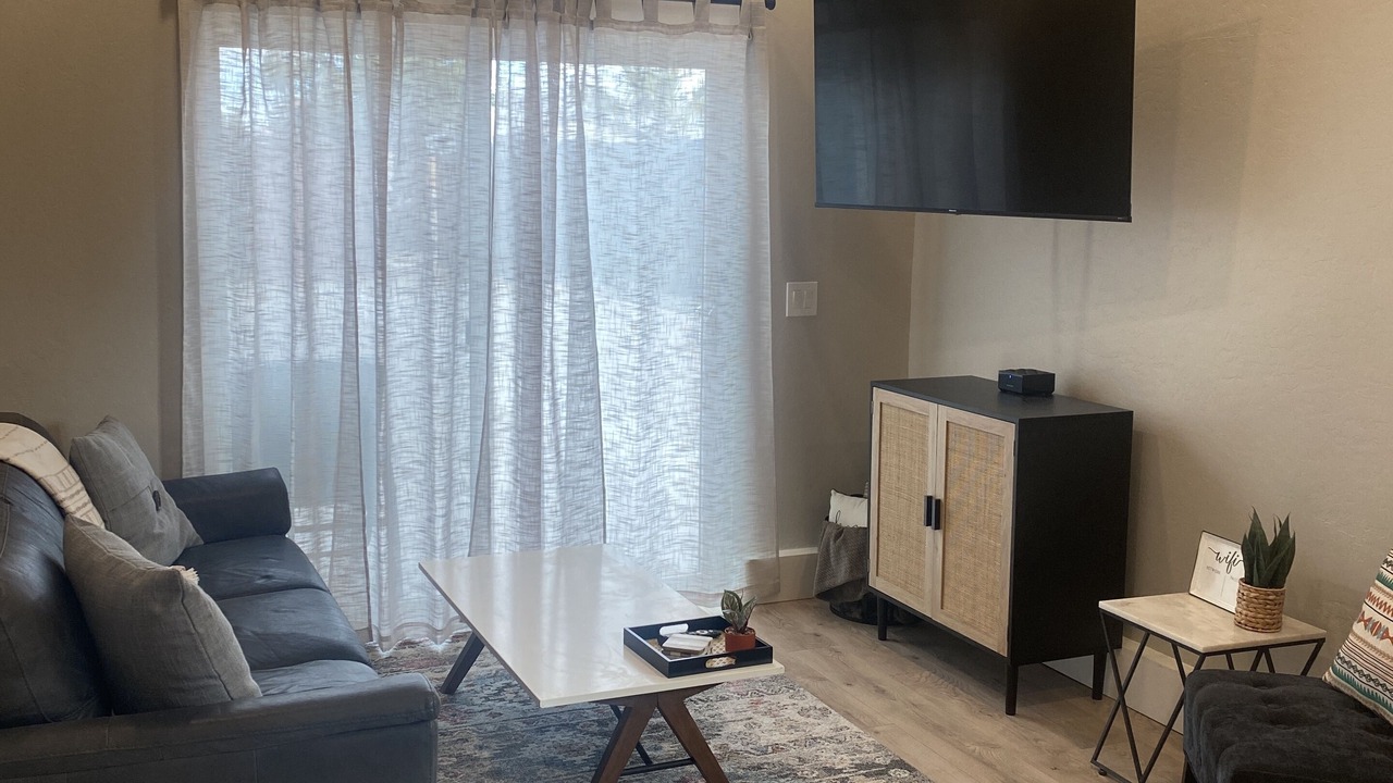 Photo of Livingroom in Roadrunner Estates East